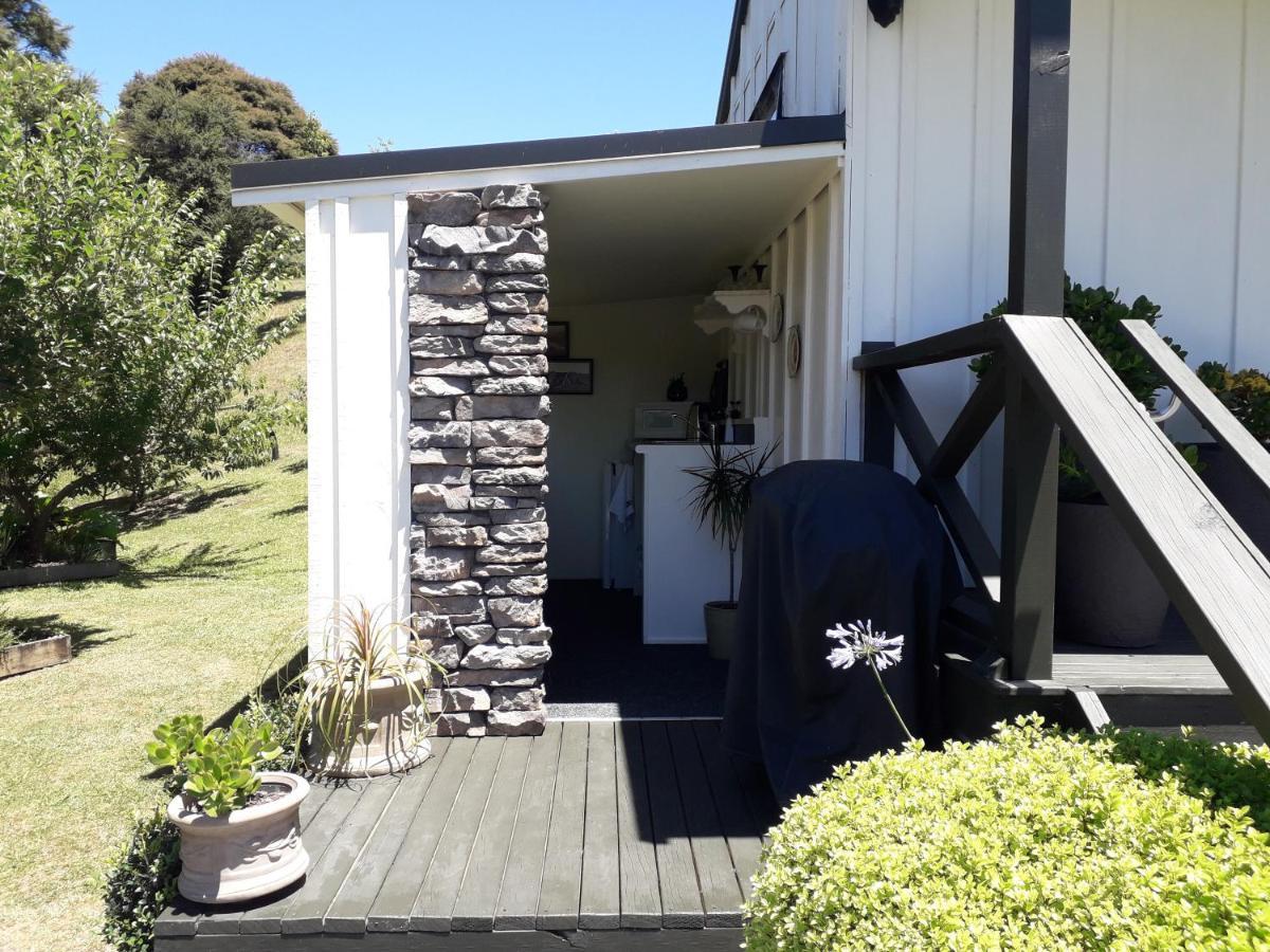 Kuaotunu'S Peebles Cottage Exterior photo