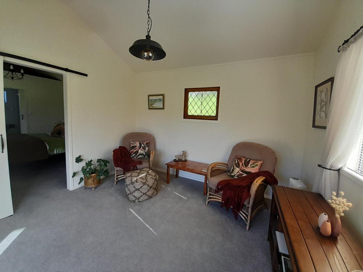 Kuaotunu'S Peebles Cottage Exterior photo